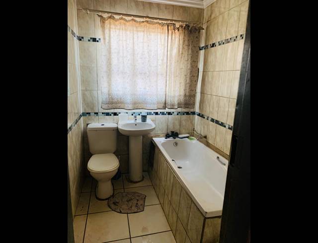 3 BEDROOM FREEHOLD TO LET IN VLAKFONTEIN